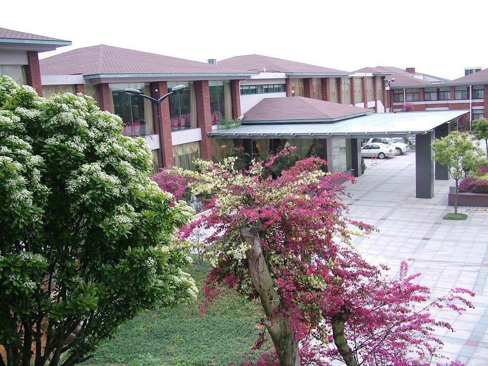Jingtingshan Resort Hotel Xuancheng Exteriör bild