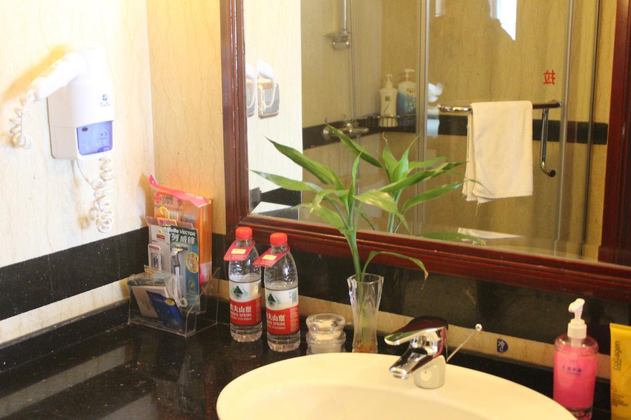 Jingtingshan Resort Hotel Xuancheng Exteriör bild